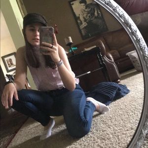 Meet your Posher, Hannah